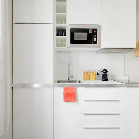 Invalides & Eiffel Tower - Cityapartmentstay